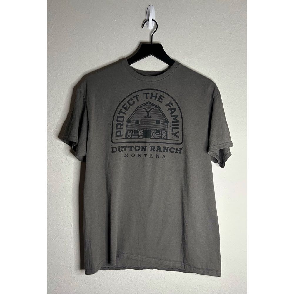 Yellowstone Dutton Ranch Protect The Family Graphic Tee